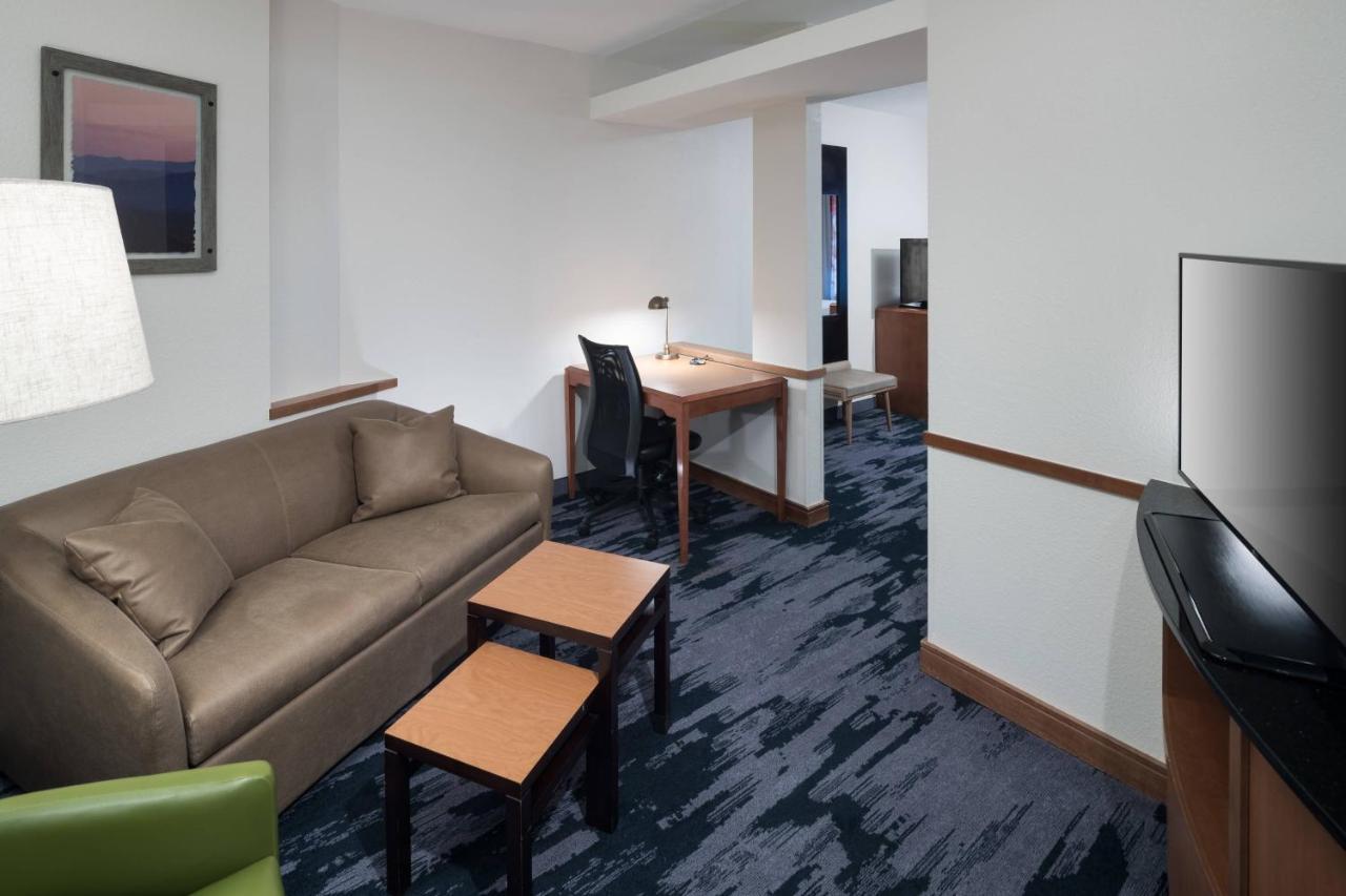 Fairfield Inn Suites By Marriott Orlando At Seaworld Williamsburg Екстериор снимка